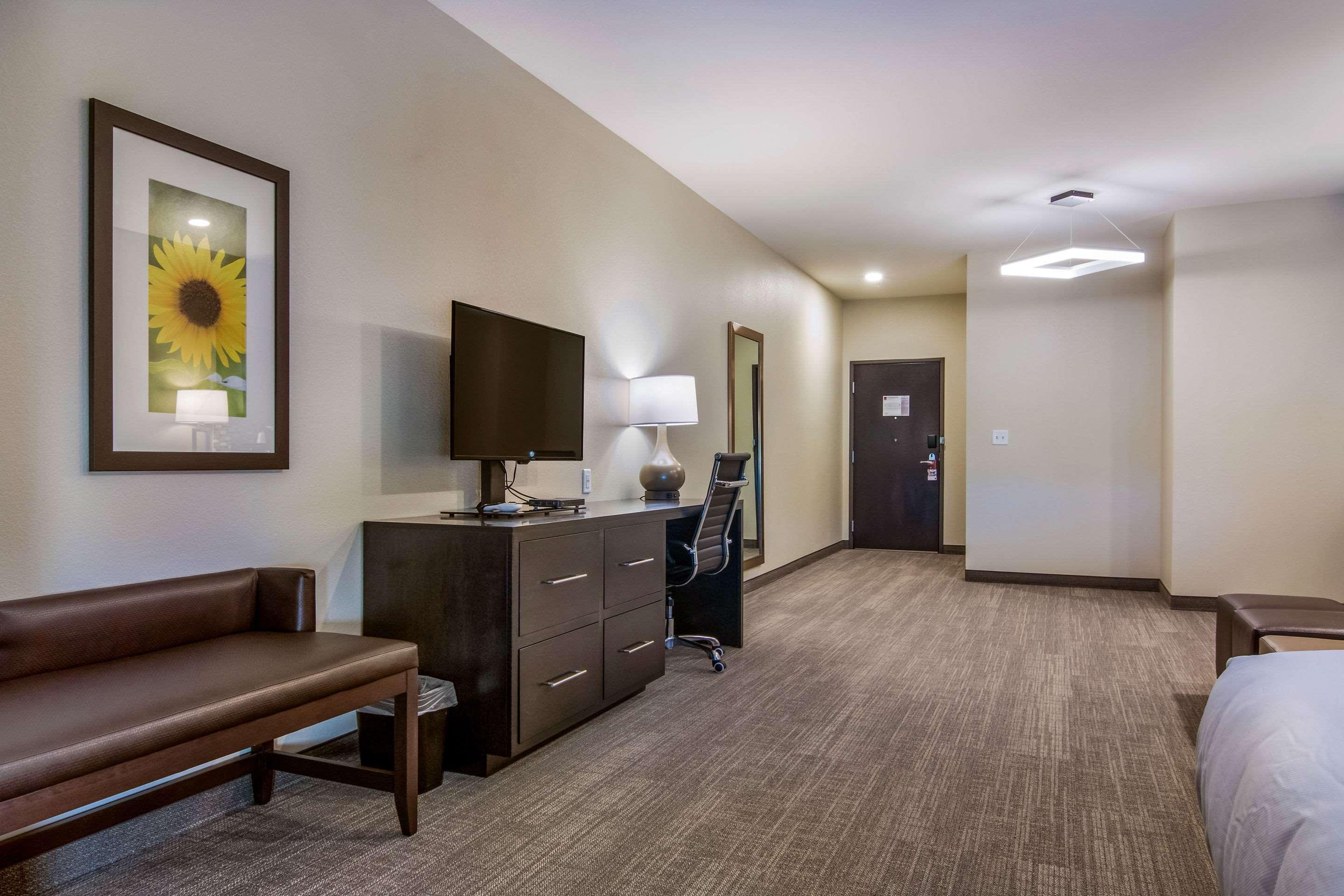 Comfort Suites Wooster Near University Campus Exterior foto