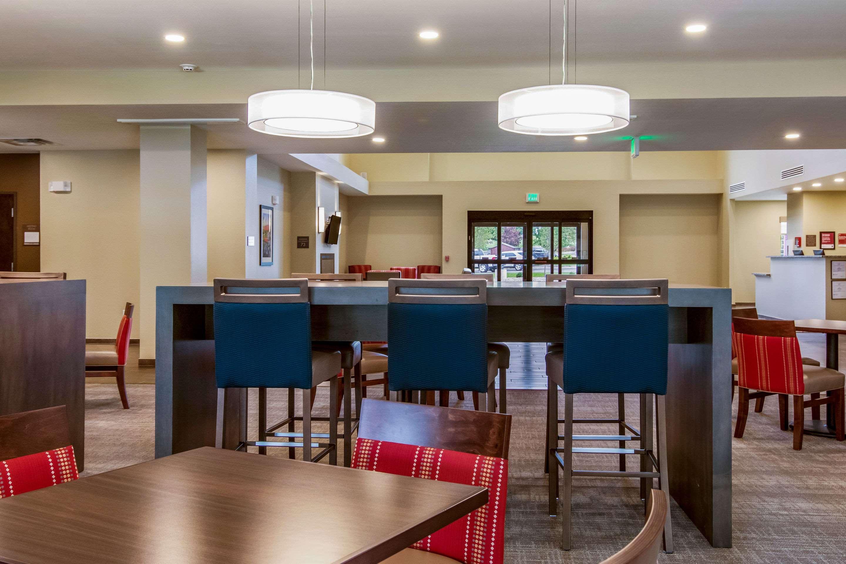 Comfort Suites Wooster Near University Campus Exterior foto